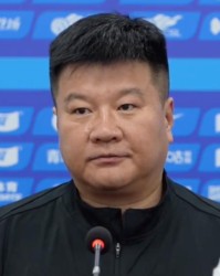 MK体育app下载-略显仓促，李金羽正常出席赛前发布会，两小时后铁人官宣其下课